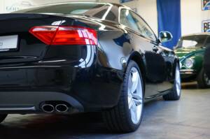 Image 15/37 de Audi S5 Coupé (2007)