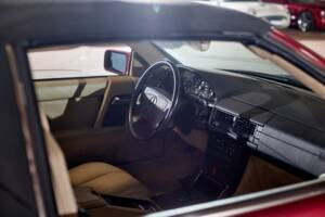 Image 35/43 of Mercedes-Benz 500 SL (1992)