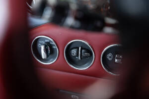 Bild 18/45 von Bentley Azure (2007)