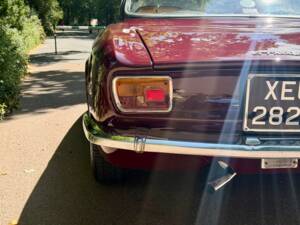 Image 32/48 of Alfa Romeo Giulia 1600 GT Junior (1972)