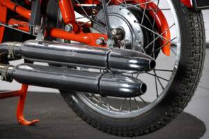Bild 26/50 von Gilera 175 Sport (1956)