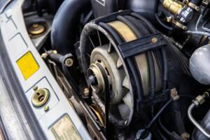 Image 88/132 of Porsche 911 Speedster 3.2 (1989)