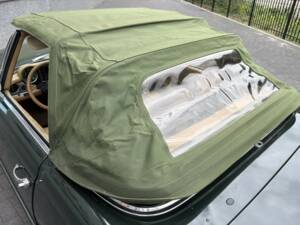 Image 17/50 de Mercedes-Benz 280 SL (1970)