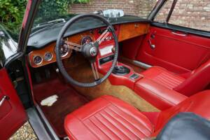 Image 3/7 de Austin-Healey 3000 Mk III (BJ8) (1967)