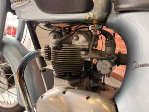 Bild 21/21 von Triumph DUMMY (1957)