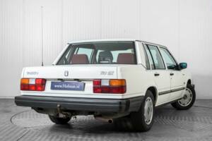Image 43/50 de Volvo 740 (1984)