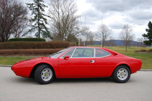 Afbeelding 2/14 van Ferrari Dino 308 GT4 (1976)
