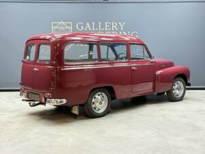 Image 2/50 of Volvo P 210 Duett (1962)