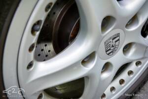 Image 39/63 of Porsche 911 Carrera (1996)