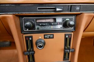 Bild 33/50 von Mercedes-Benz 280 SL (1976)