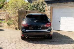 Bild 7/50 von Porsche Cayenne Turbo (2012)