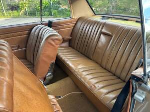 Bild 18/27 von Mercedes-Benz 250 CE (1970)