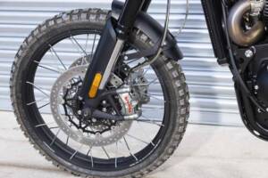 Afbeelding 43/50 van Triumph Scrambler 1200 Bond Edition (2020)