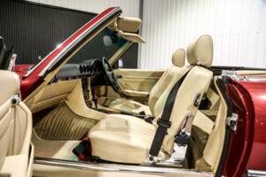 Image 19/35 of Mercedes-Benz 300 SL (1989)