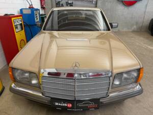 Afbeelding 4/20 van Mercedes-Benz 280 SE (1983)