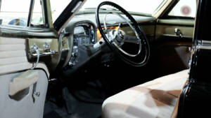 Image 5/19 of Cadillac 61 Sedan (1951)