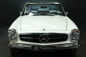 Image 9/50 of Mercedes-Benz 280 SL (1968)