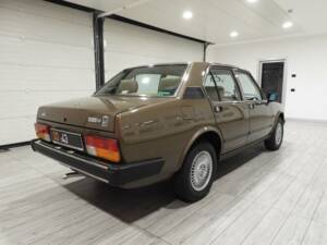 Afbeelding 4/15 van Alfa Romeo Alfetta 2.0 (1982)