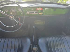 Image 30/86 of Volkswagen Karmann Ghia 1600 (1973)