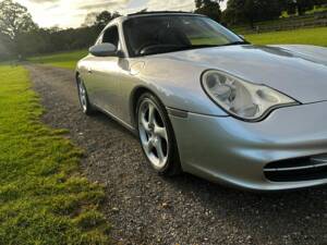 Image 16/54 de Porsche 911 Carrera (2003)