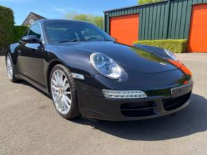 Immagine 8/19 di Porsche 911 Targa 4S (2008)