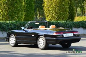 Image 3/50 of Alfa Romeo 2.0 Spider (1990)