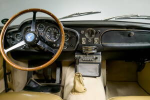 Imagen 27/39 de Aston Martin DB 6 Shooting Brake (1965)