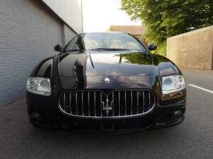 Afbeelding 7/98 van Maserati Quattroporte S 4.7 (2010)