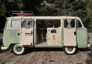Image 5/30 of Volkswagen T2 Brasil Camper (1982)