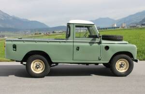 Image 2/12 de Land Rover 109 (1979)