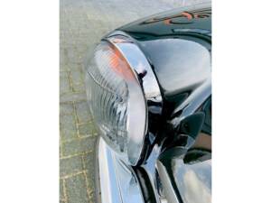 Image 15/36 de Mercedes-Benz 280 SL (1970)