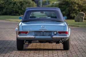 Bild 19/69 von Mercedes-Benz 230 SL (1967)