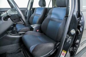 Bild 17/30 von Toyota Corolla 1.6 VVT-i (2005)