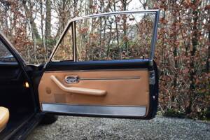 Bild 27/43 von Ferrari 365 GT 2+2 (1970)