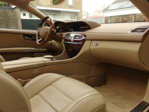Bild 26/49 von Mercedes-Benz CL 63 AMG (2007)