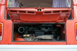 Bild 14/17 von Volkswagen T2b Kleinbus (1974)