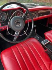 Bild 90/106 von Mercedes-Benz 280 SL (1969)