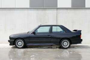 Image 17/34 de BMW M3 (1986)