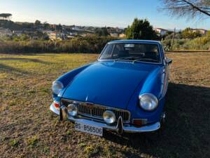 Image 10/50 of MG MGB GT (1972)