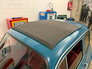 Image 6/17 of FIAT 500 L (1970)