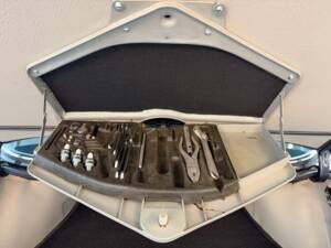Bild 16/69 von BMW 3,0 CSi (1975)