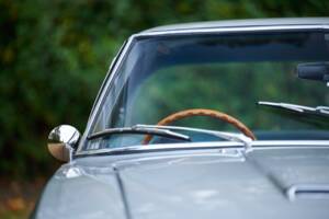 Image 39/50 of Jensen FF (1967)