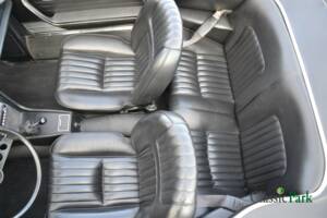 Immagine 10/38 di Peugeot 504 Convertible (1970)