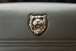 Image 31/50 of Jaguar XJ6 3.2 (1995)