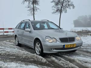 Bild 6/39 von Mercedes-Benz C 180 Kompressor T (2002)
