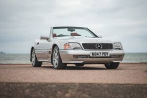 Immagine 17/42 di Mercedes-Benz SL 320 (1995)