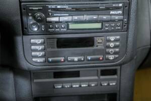 Bild 25/50 von BMW 318i (1996)