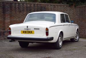 Image 21/50 of Rolls-Royce Silver Shadow II (1979)