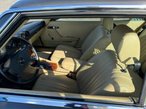 Bild 43/200 von Mercedes-Benz 380 SLC (1980)