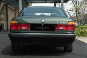 Image 8/36 of BMW 750iL (1989)